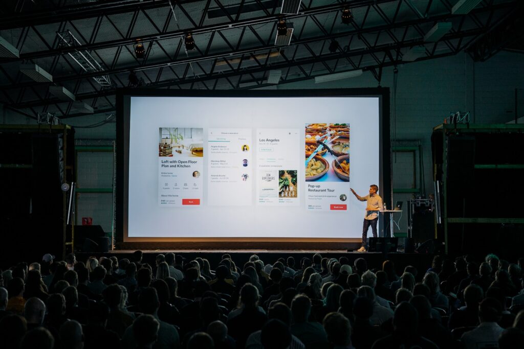Karri Saarinen presenting at Nordic Design