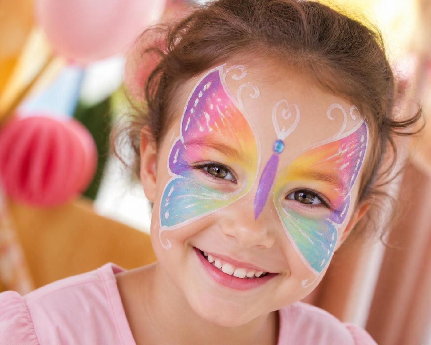 découvrez nos astuces pour un maquillage enfant visage ludique et sécurisé, respectant la peau délicate des enfants pour un look amusant et sans danger.